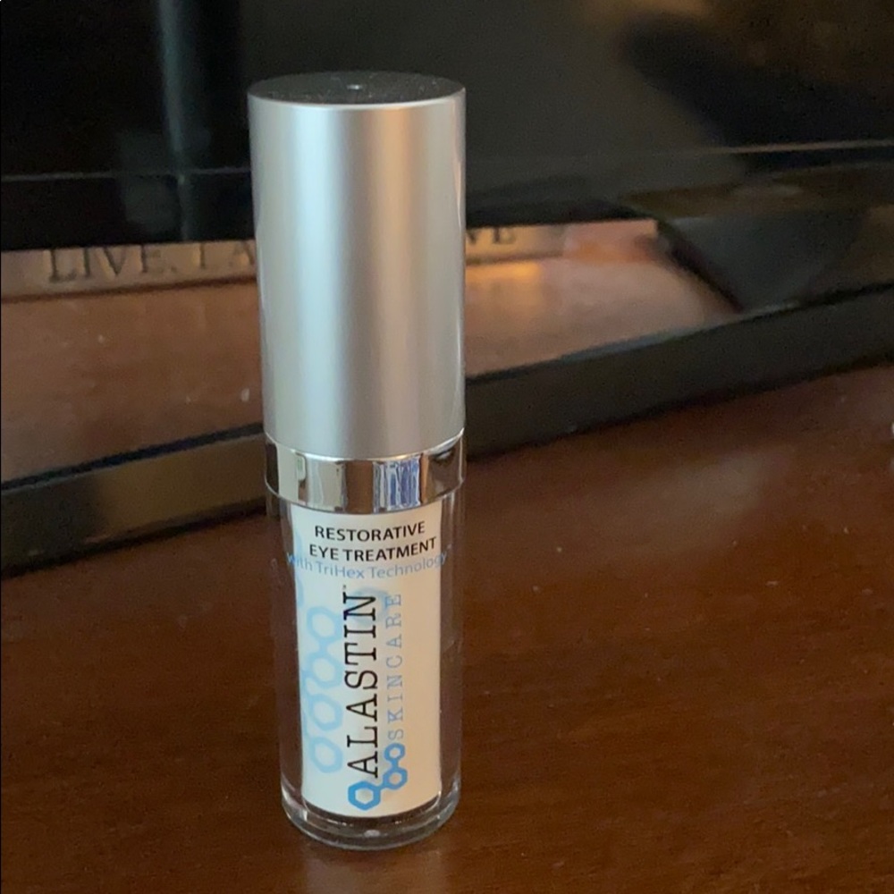 Alastin Restorative Eyecream